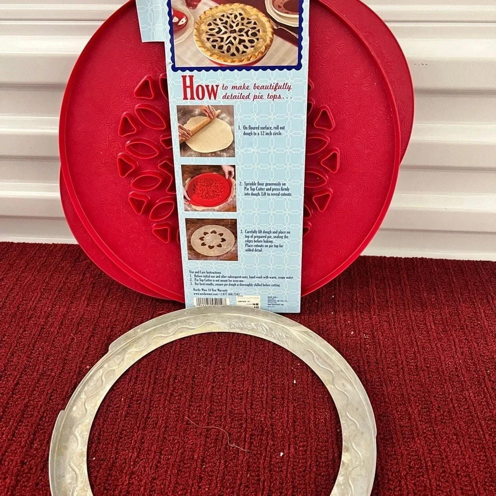 Nordic Ware Pie Top Cutter & Mrs. Anderson’s Pie Crust Shield Set